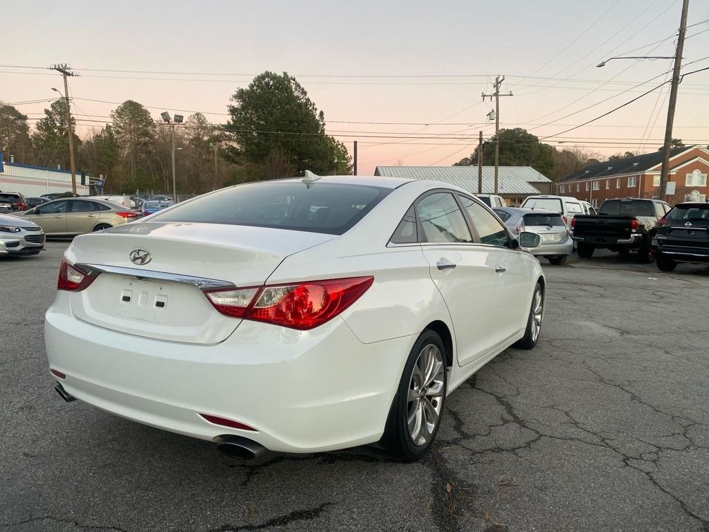 Hyundai Sonata  2013