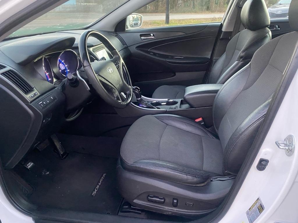 Hyundai Sonata  2013