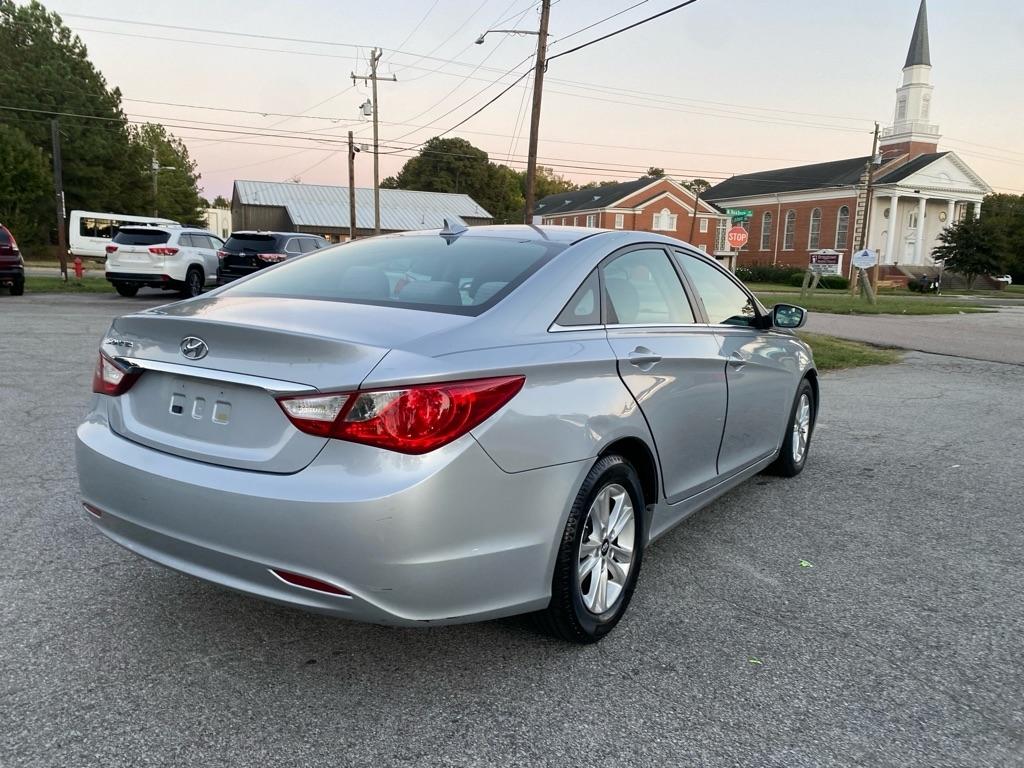 Hyundai Sonata  2013