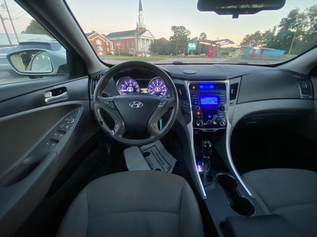 Hyundai Sonata  2013