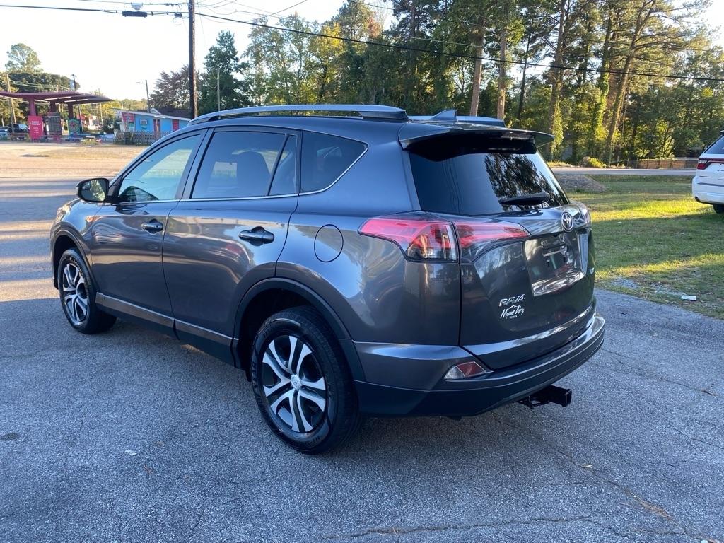 Toyota RAV4  2018