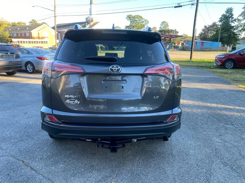 Toyota RAV4  2018