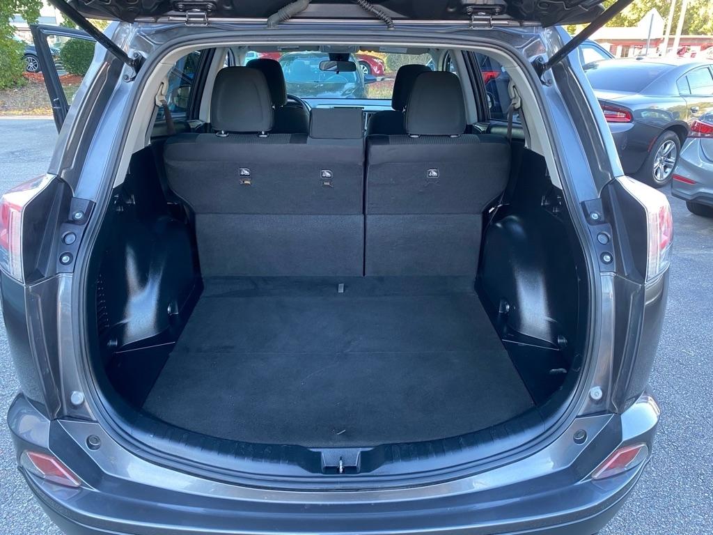 Toyota RAV4  2018