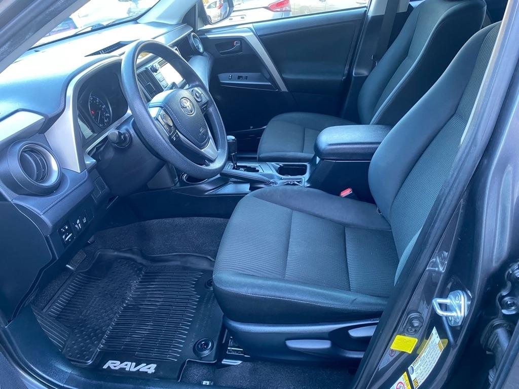 Toyota RAV4  2018