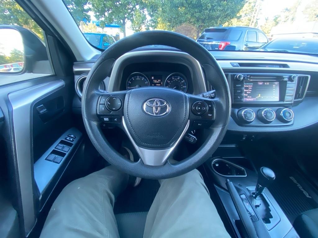 Toyota RAV4  2018