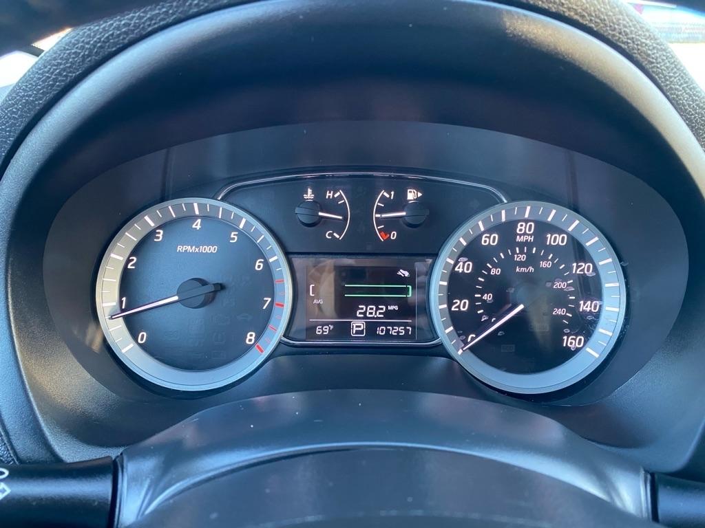 Nissan Sentra  2015