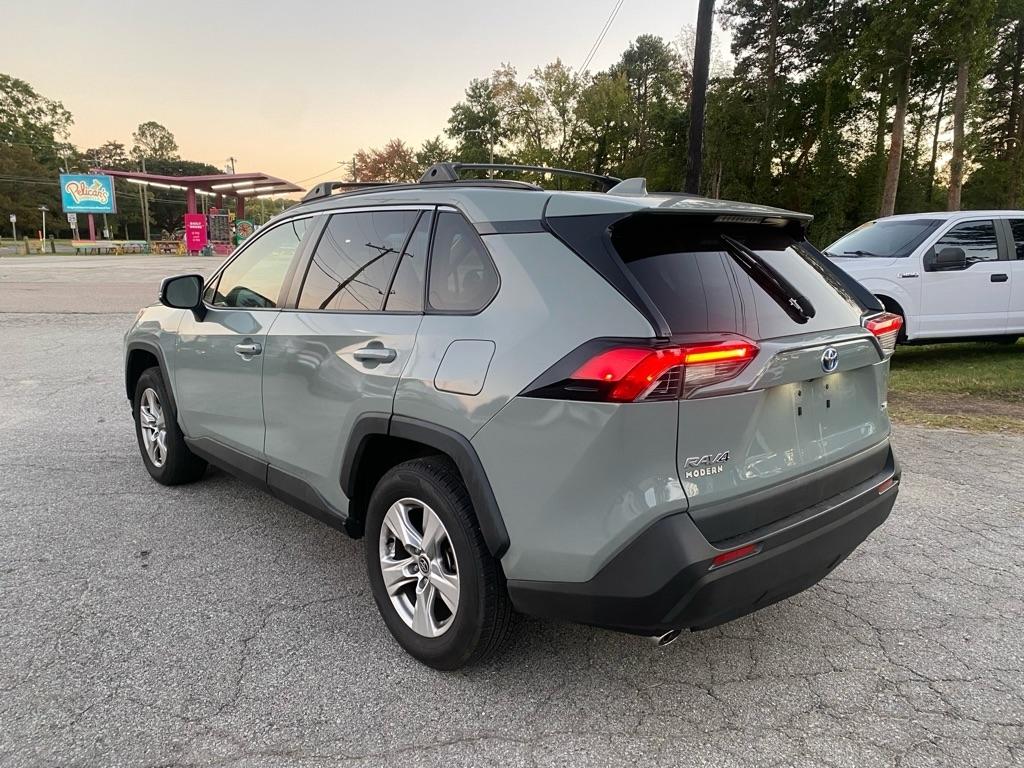 Toyota RAV4  2021