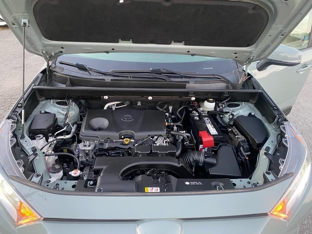 Toyota RAV4  2021