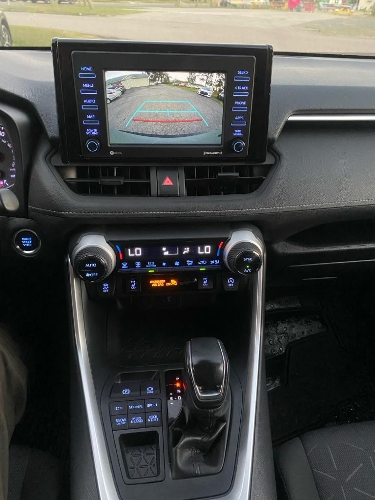 Toyota RAV4  2021