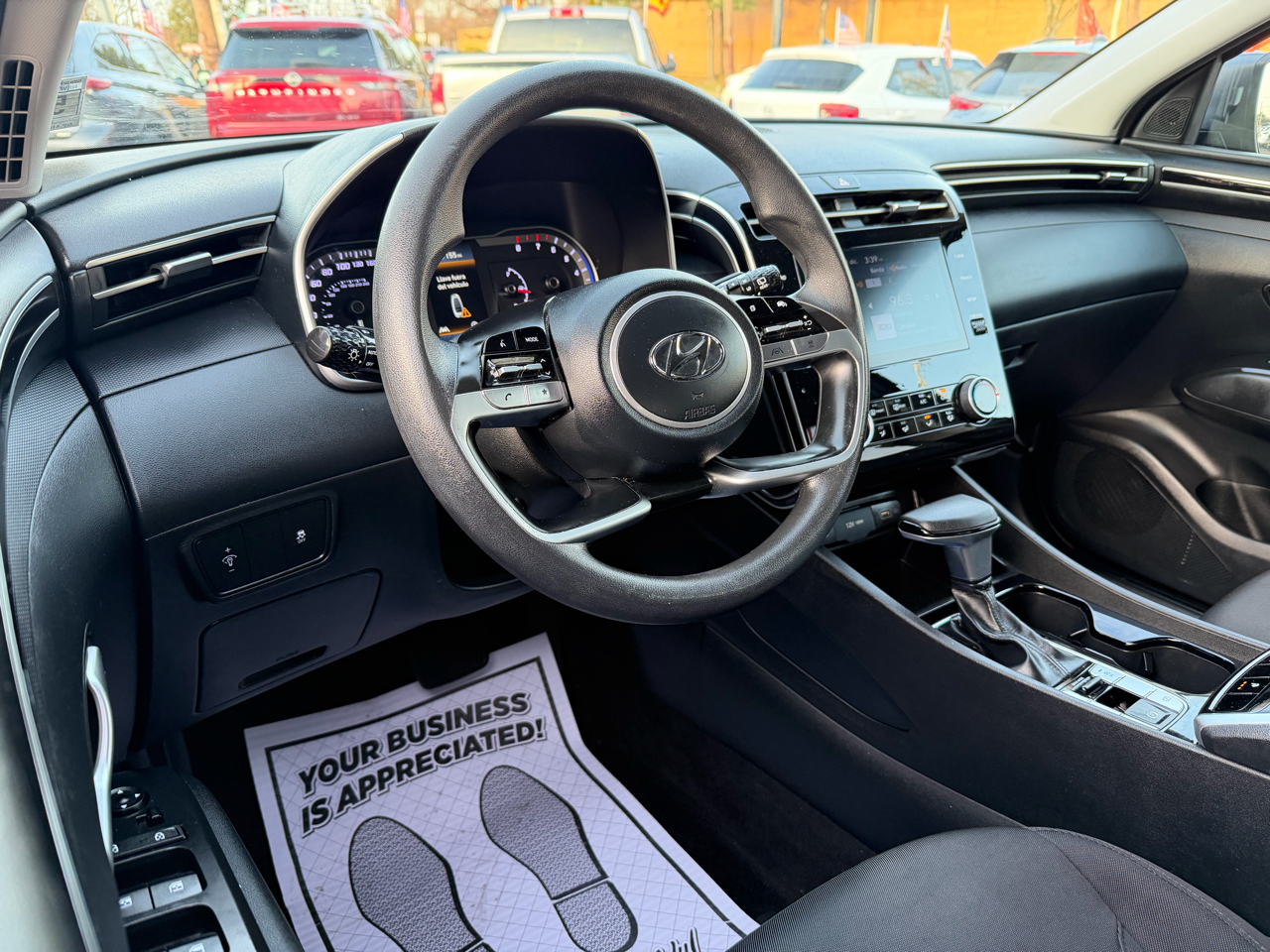 2022 Hyundai Tucson SEL photo 2