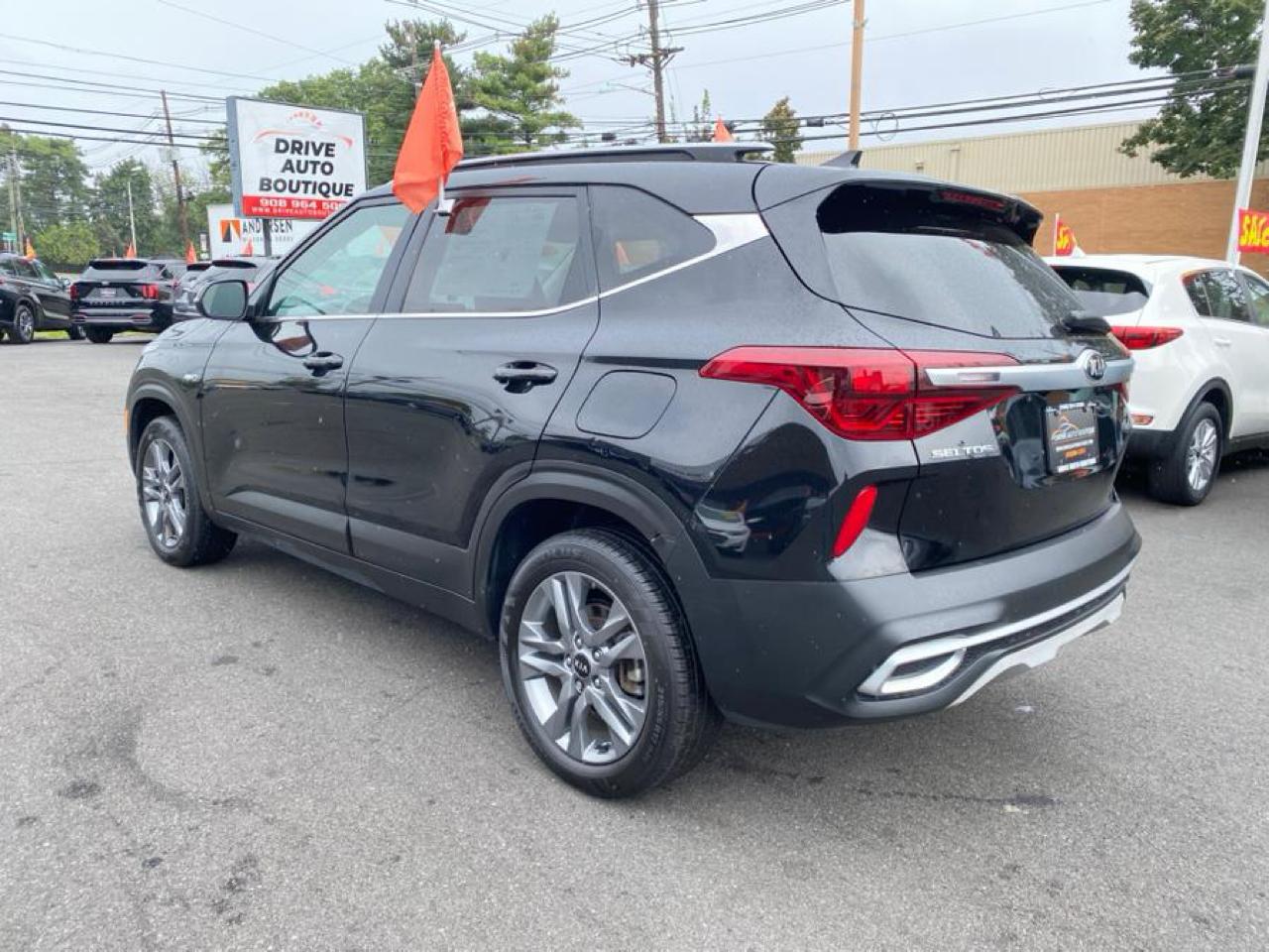 2021 Kia Seltos S - Photo 7