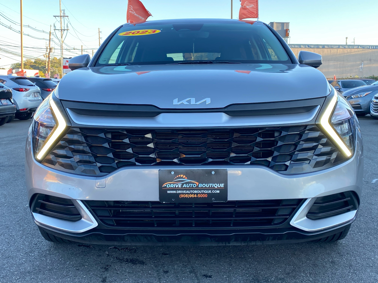 2023 Kia Sportage LX photo 2