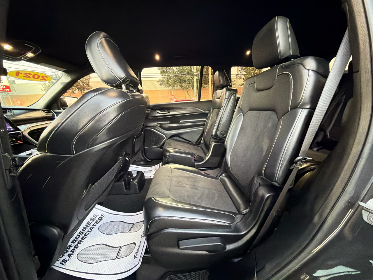 Jeep Grand Cherokee L Laredo 4WD 2021
