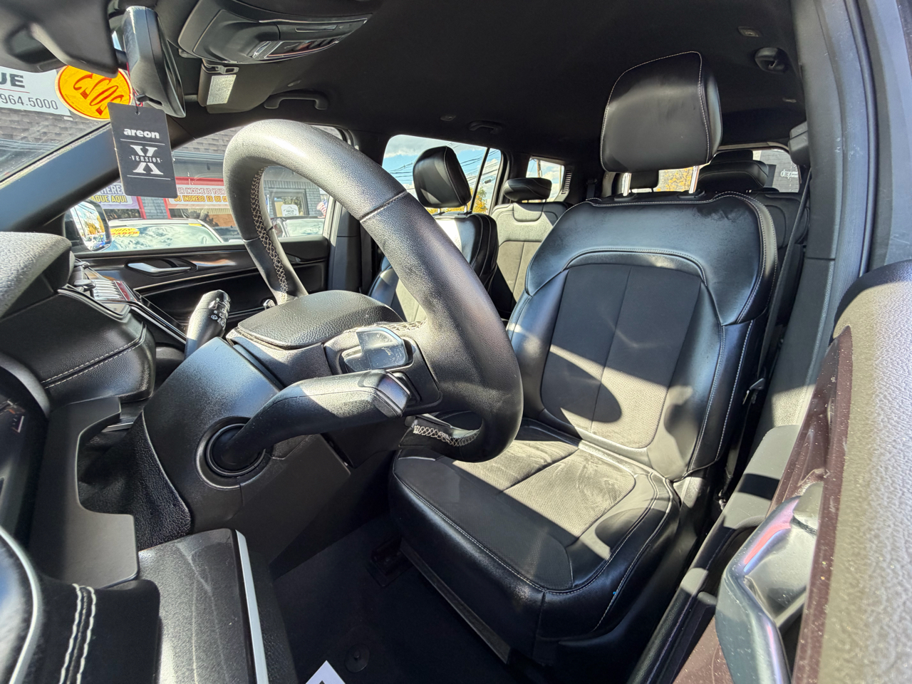 Jeep Grand Cherokee L Laredo 4WD 2023