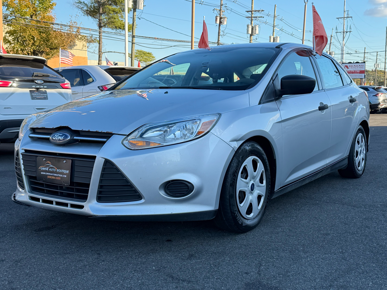 Ford Focus S Sedan 2014