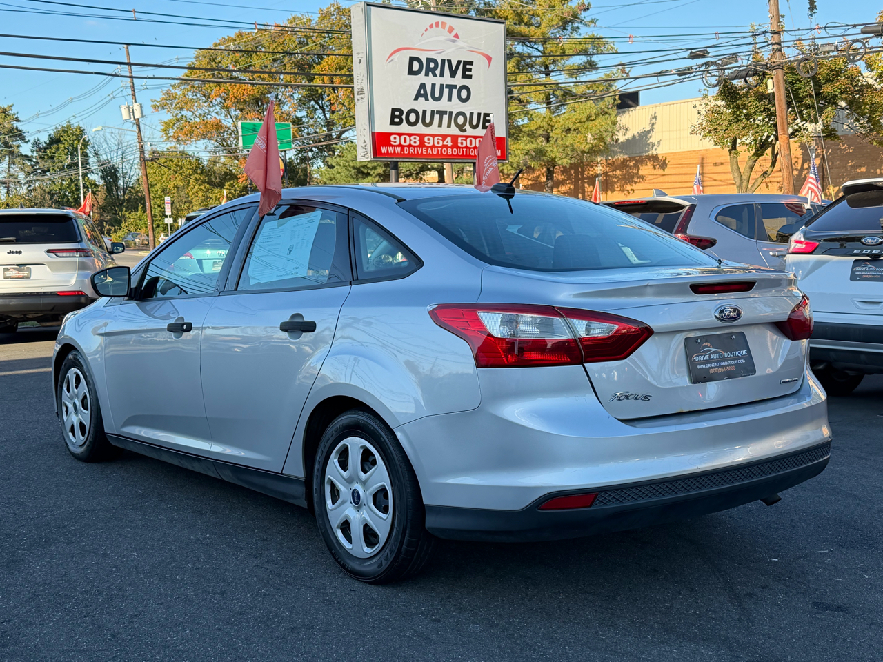 Ford Focus S Sedan 2014