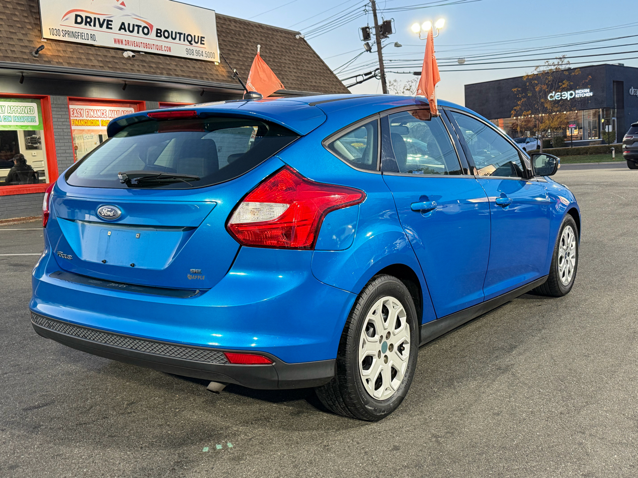 Ford Focus SE 2012