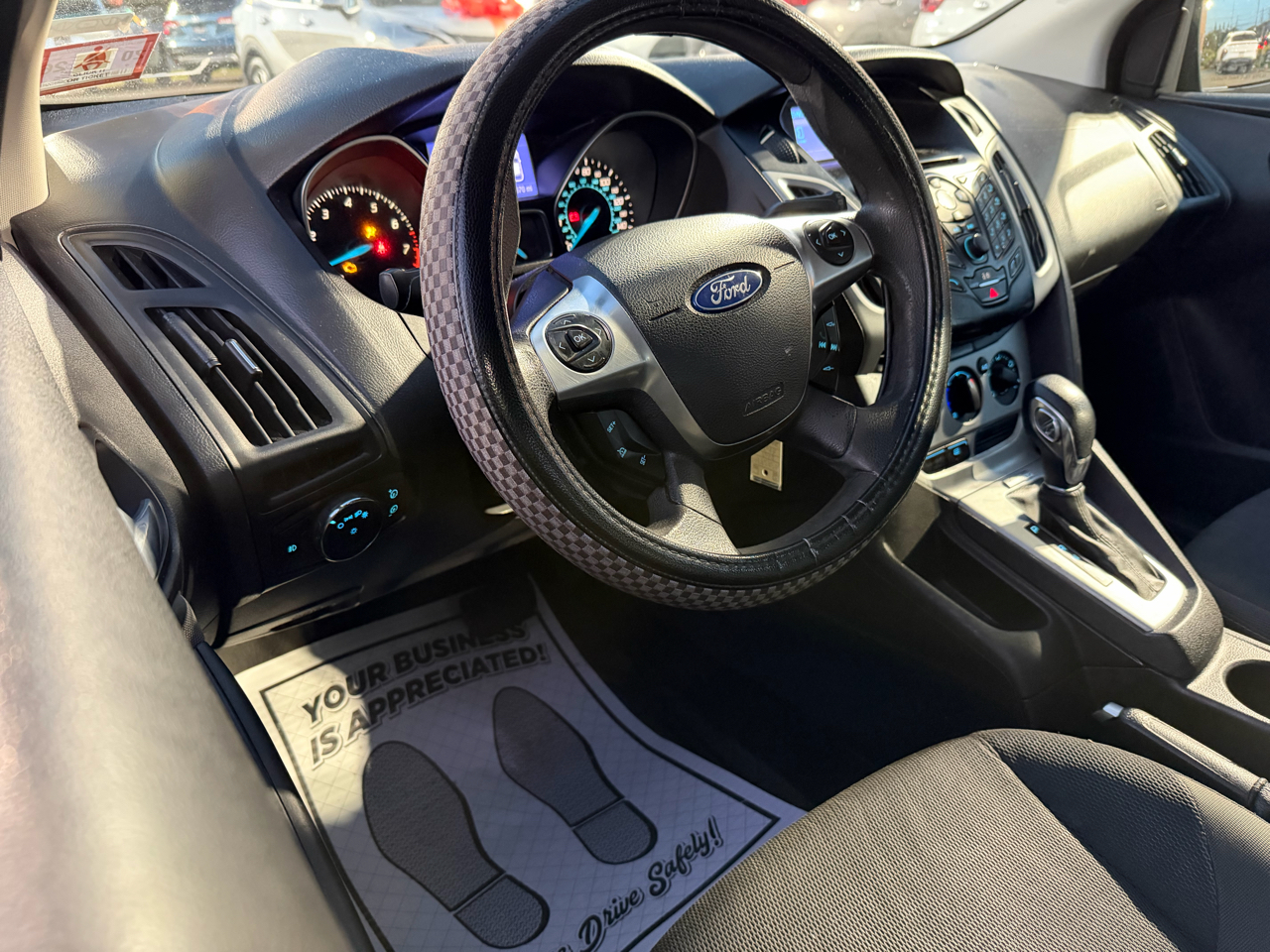 Ford Focus SE 2012