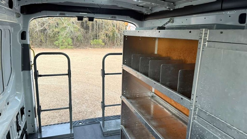 Ford Transit 150 Van Med. Roof w/Sliding Pass. 148-in. WB 2016