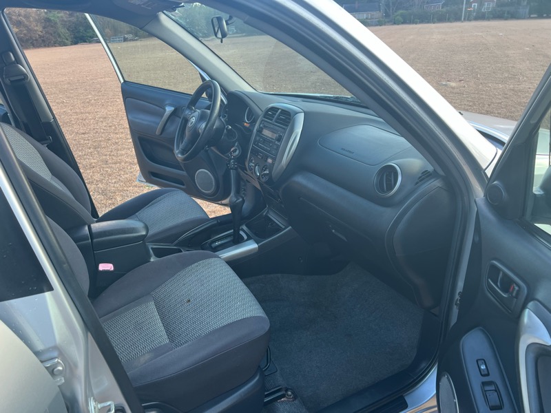 Toyota RAV4 4WD 2004