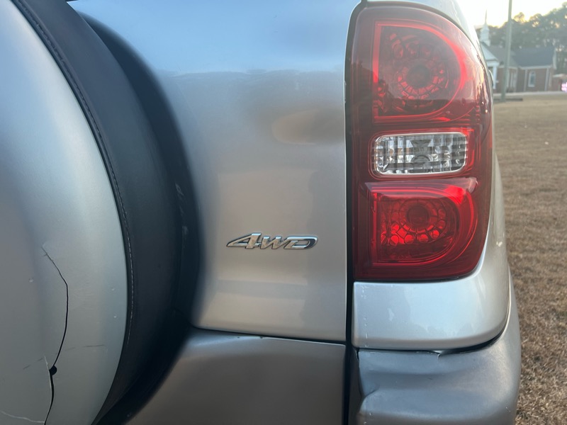 Toyota RAV4 4WD 2004