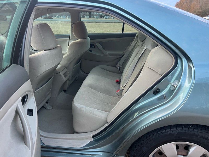 Toyota Camry XLE 5-Spd AT 2009