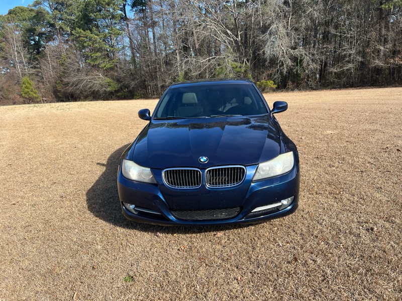 BMW 3-Series 335i xDrive 2011