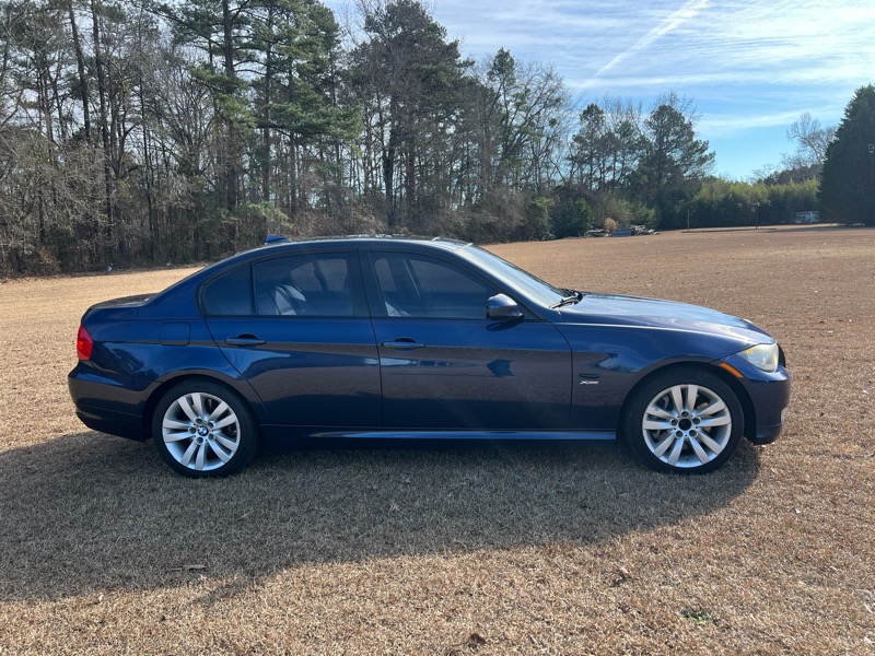 BMW 3-Series 335i xDrive 2011