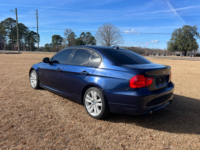 BMW 3-Series 335i xDrive 2011
