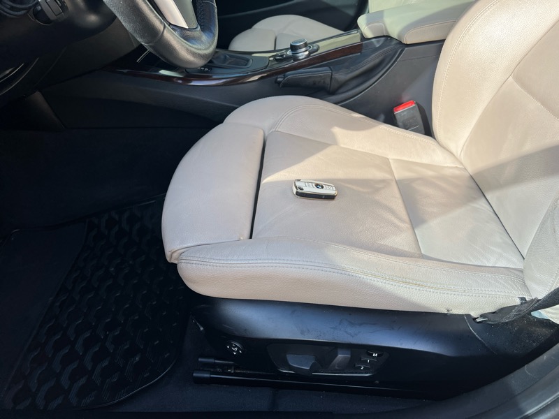 BMW 3-Series 335i xDrive 2011