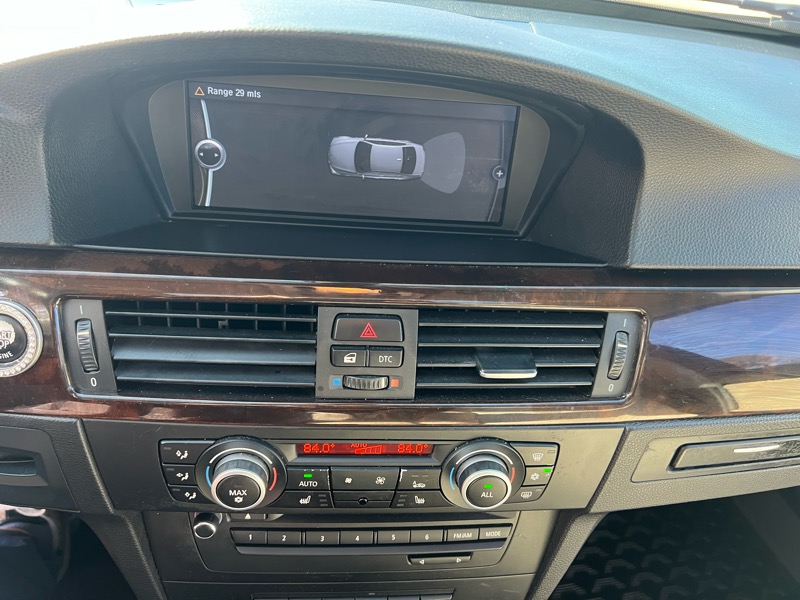 BMW 3-Series 335i xDrive 2011