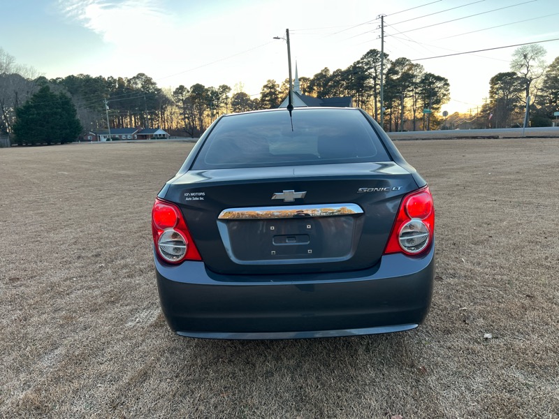 Chevrolet Sonic 2LT Sedan 2012