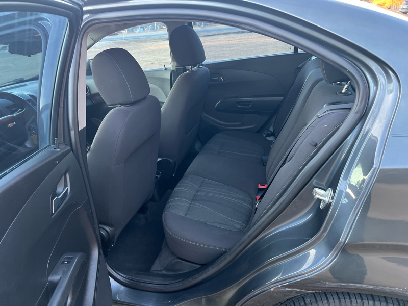 Chevrolet Sonic 2LT Sedan 2012