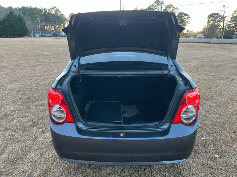 Chevrolet Sonic 2LT Sedan 2012