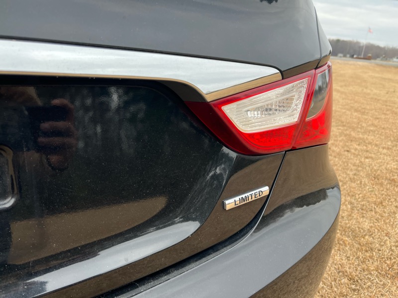 Hyundai Sonata Limited Auto 2013