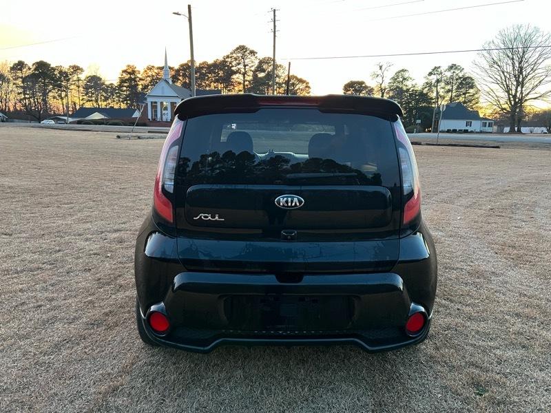 Kia Soul + w/Signature 2.0 Special Edition 2016