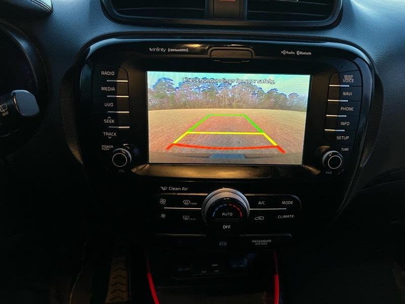 Kia Soul + w/Signature 2.0 Special Edition 2016