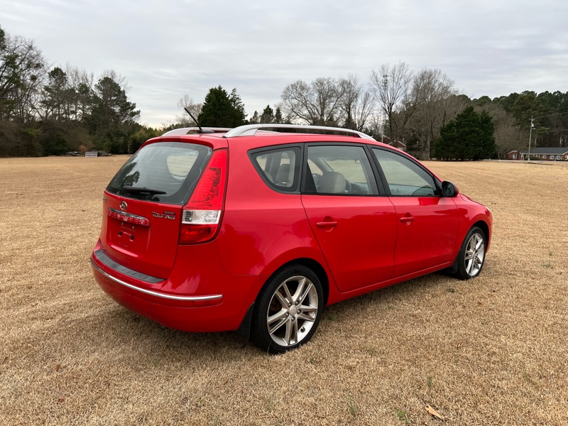 Hyundai Elantra Touring SE Automatic 2012