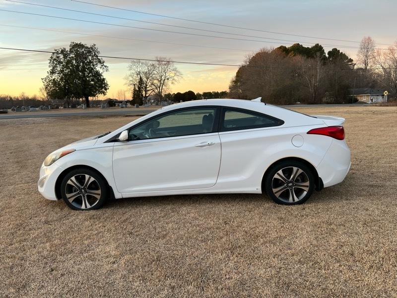 Hyundai Elantra GS Coupe A/T 2013