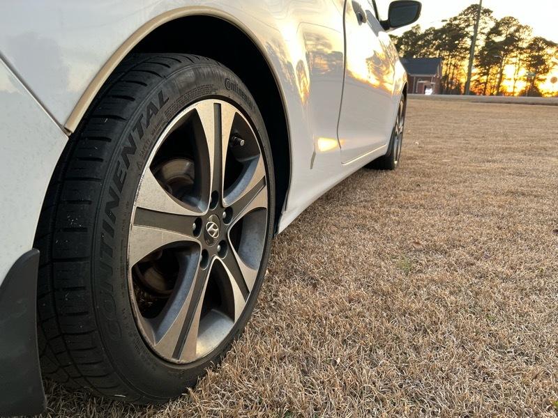 Hyundai Elantra GS Coupe A/T 2013