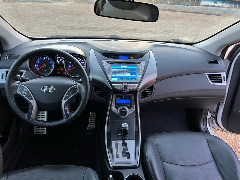 Hyundai Elantra GS Coupe A/T 2013