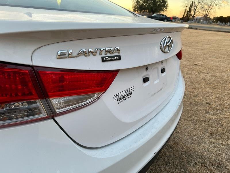 Hyundai Elantra GS Coupe A/T 2013