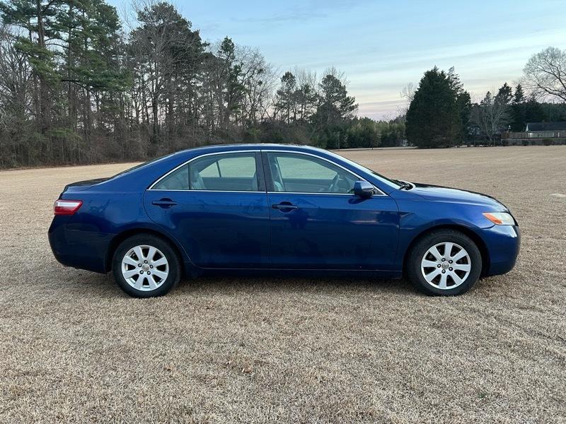 Toyota Camry XLE 5-Spd AT 2009