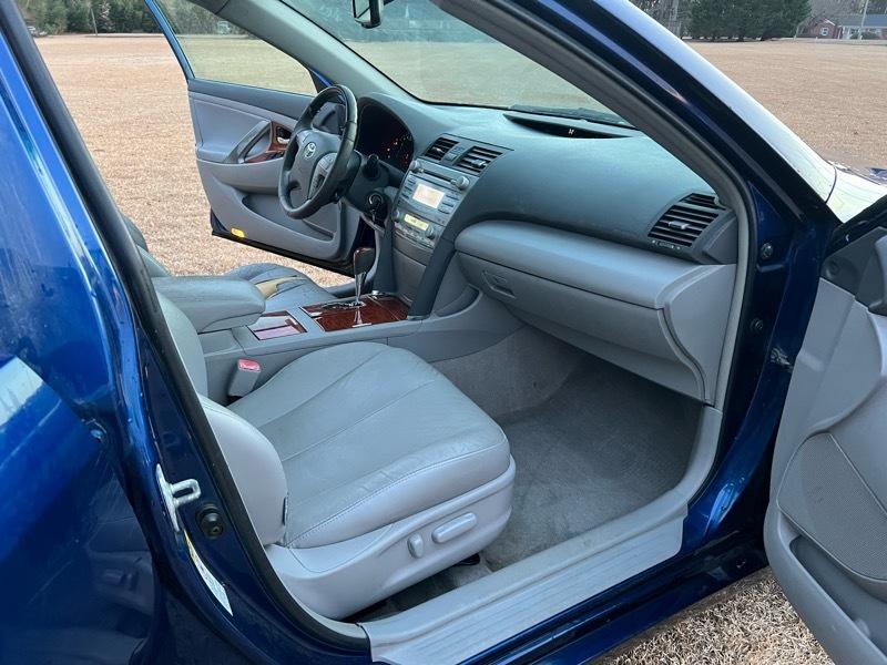 Toyota Camry XLE 5-Spd AT 2009