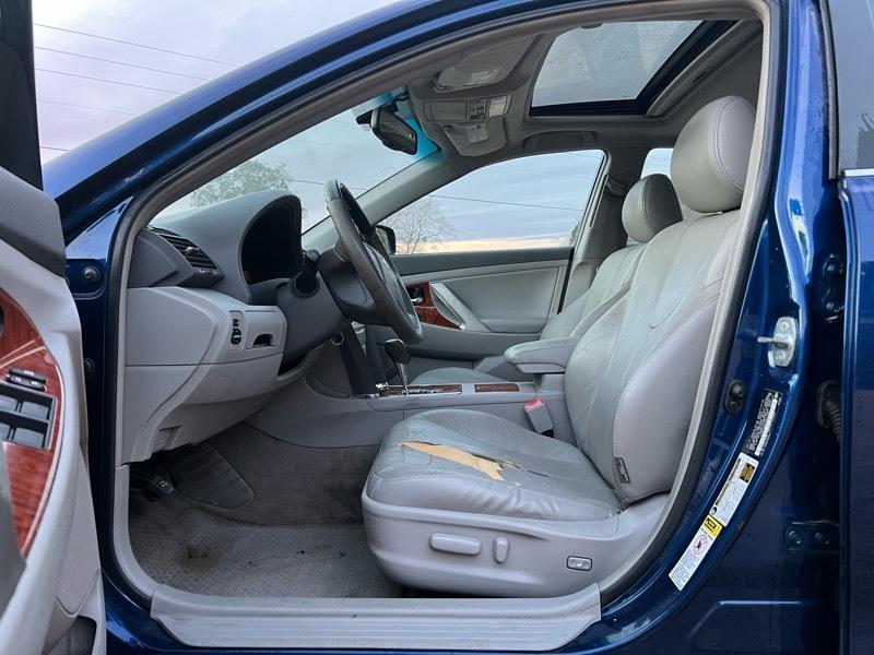 Toyota Camry XLE 5-Spd AT 2009