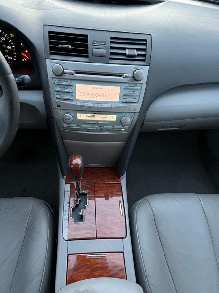 Toyota Camry XLE 5-Spd AT 2009