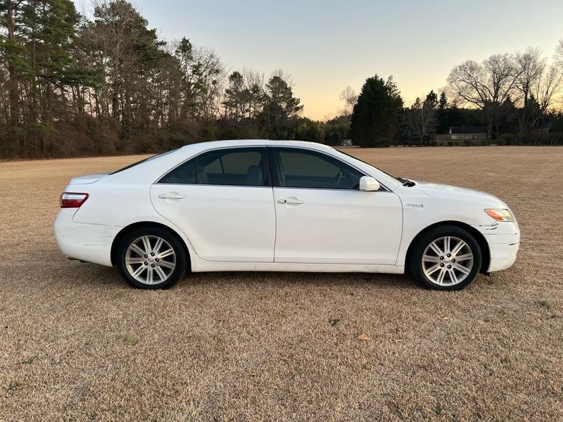 Toyota Camry Hybrid Sedan 2008