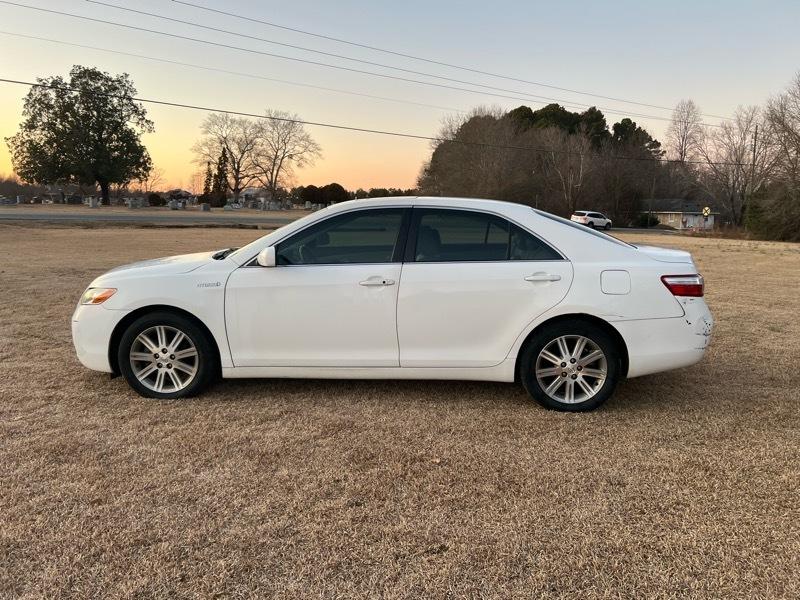 Toyota Camry Hybrid Sedan 2008