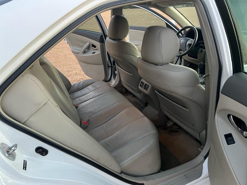 Toyota Camry Hybrid Sedan 2008