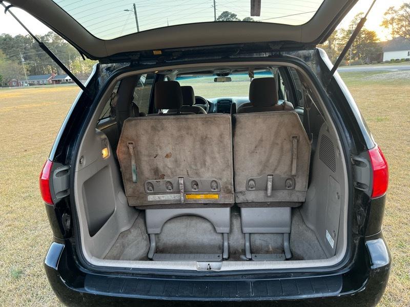 Toyota Sienna CE FWD 7 Passenger 2010